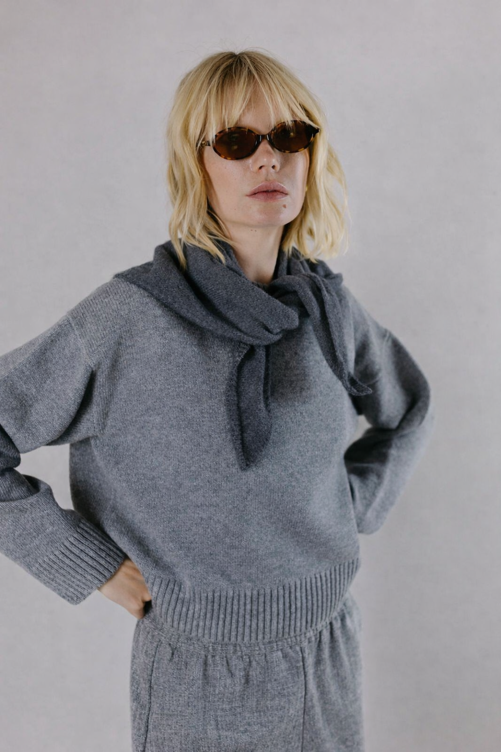 Dreiecksschal LENI - midnight grey